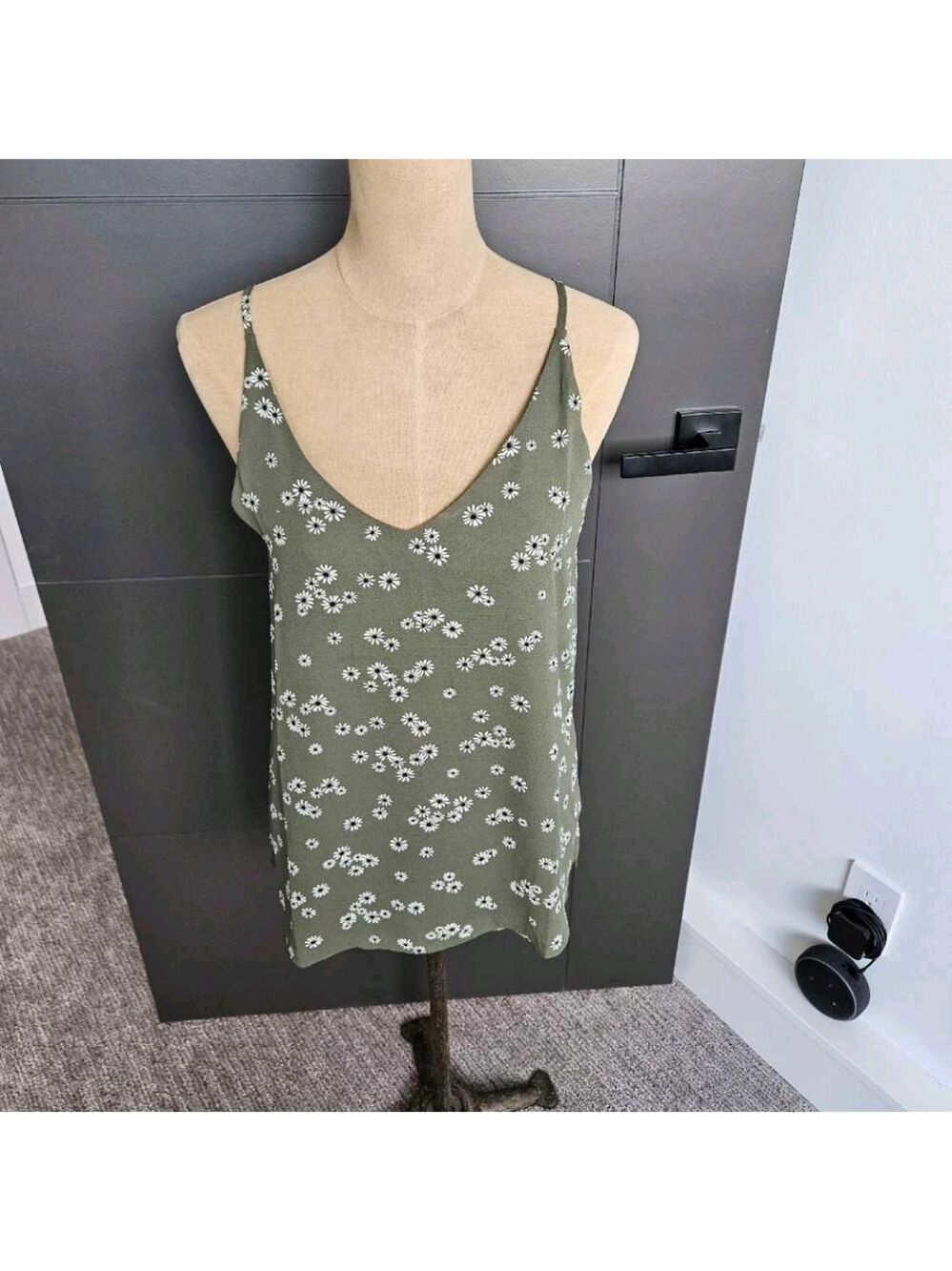 Reitmans Essentials Olive Floral Camisole